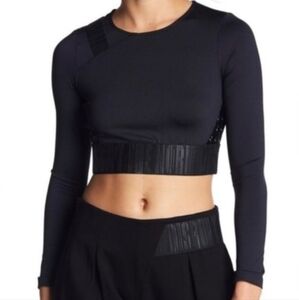 Lime & Vine Chelsea athletic crop top in black size XS